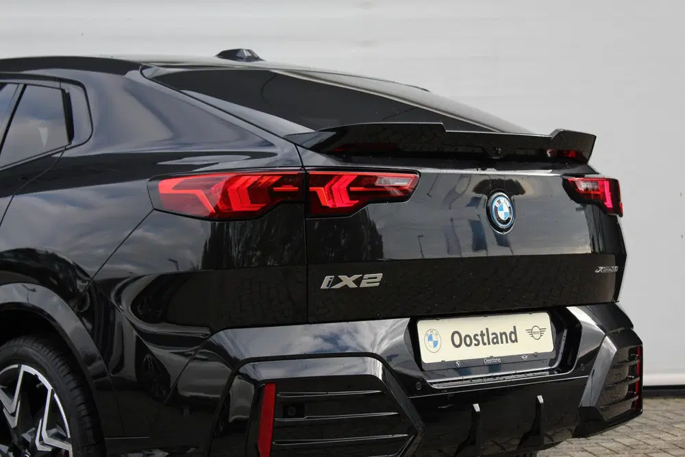 BMW iX2 xDrive30 M Sport uit 2026, foto 13