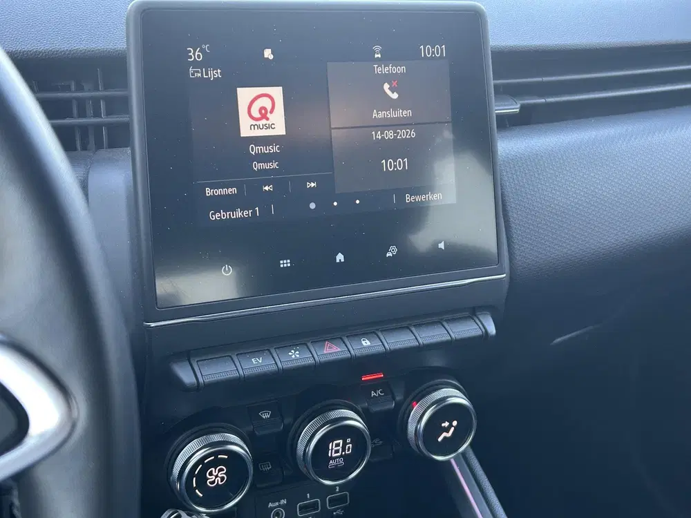 Renault Clio 1.6 E-Tech Hybrid 140 Intens uit 2021, foto 10