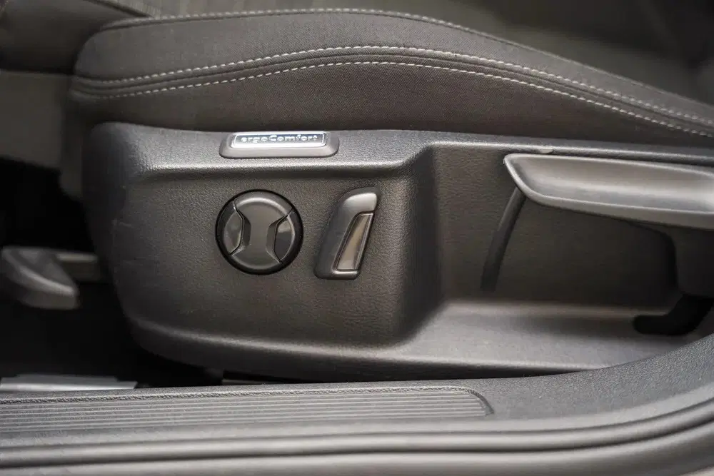 Volkswagen Passat VARIANT 1.5 TSI Business Aut. [ Panorama L uit 2022, foto 11