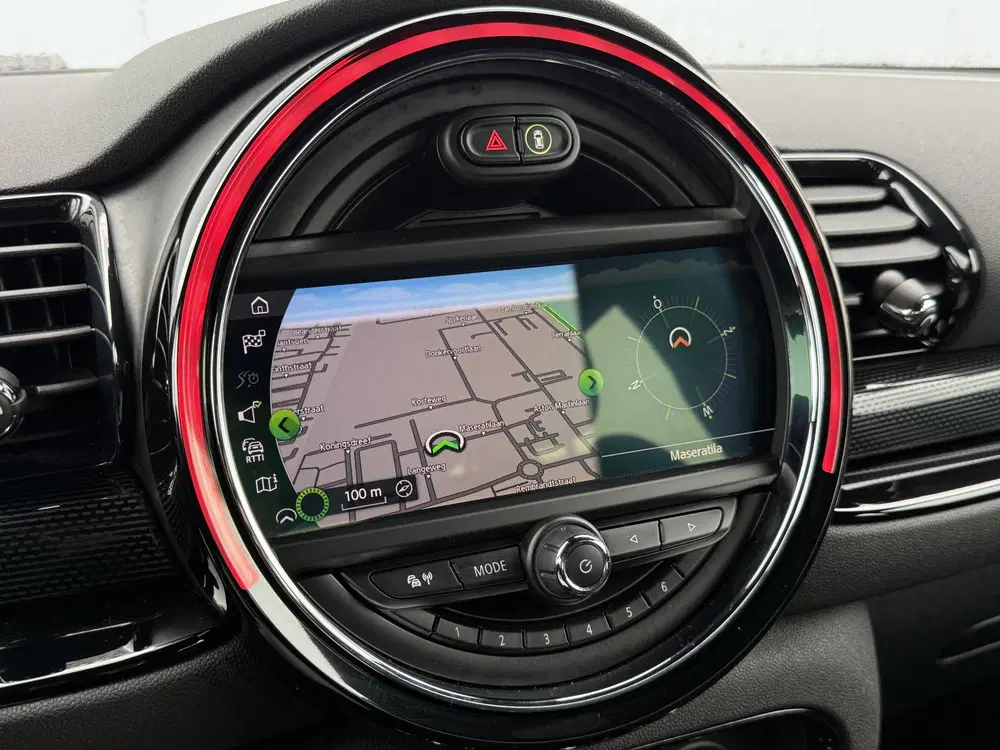 Mini Clubman 1.5 Cooper Business Edition Automaat uit 2019, foto 12