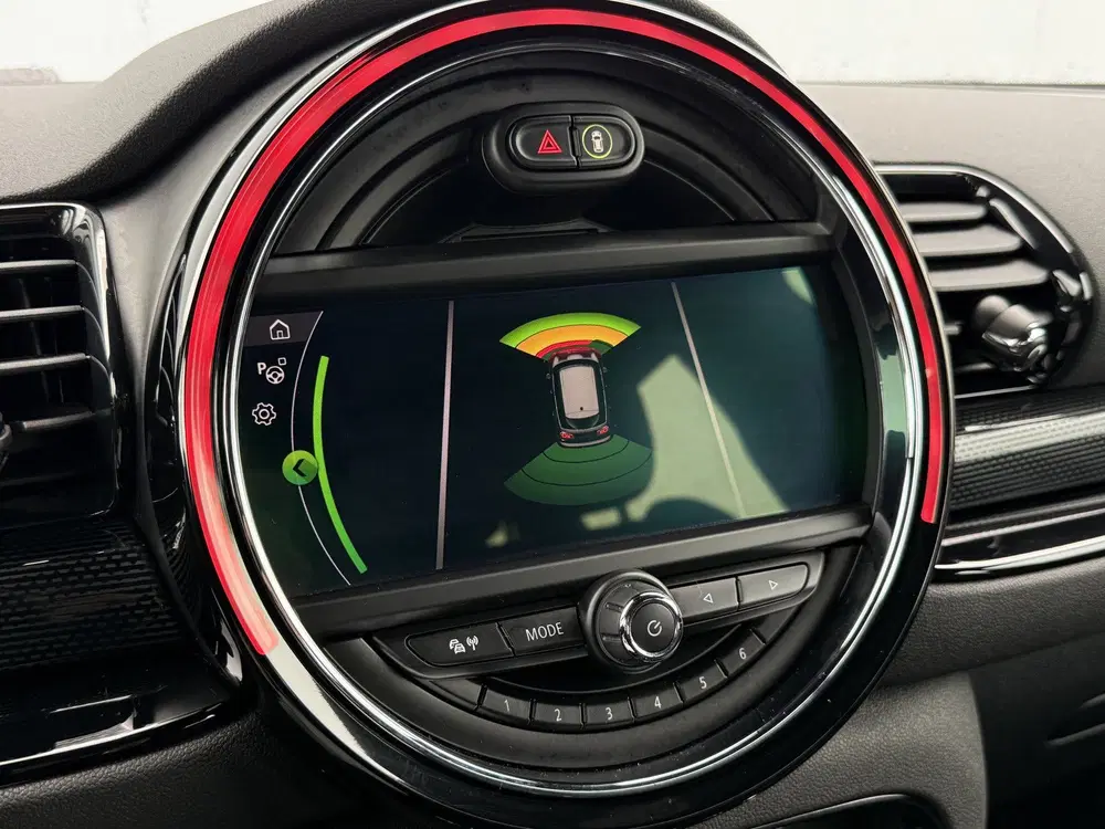 Mini Clubman 1.5 Cooper Business Edition Automaat uit 2019, foto 13
