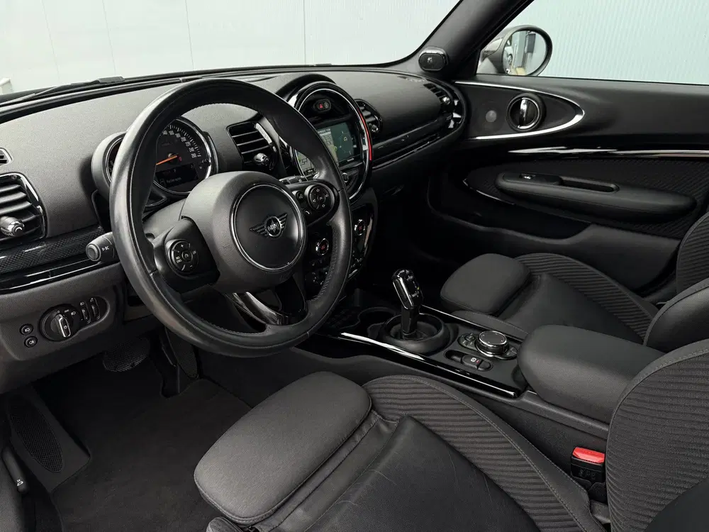 Mini Clubman 1.5 Cooper Business Edition Automaat uit 2019, foto 6