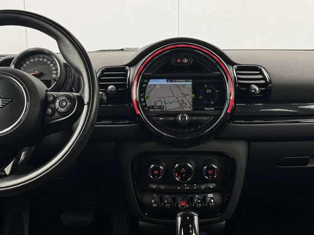 Mini Clubman 1.5 Cooper Business Edition Automaat uit 2019, foto 8