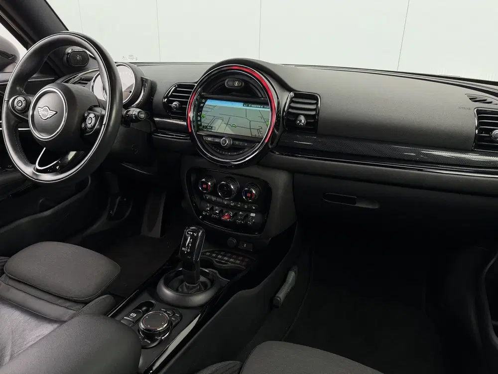 Mini Clubman 1.5 Cooper Business Edition Automaat uit 2019, foto 9