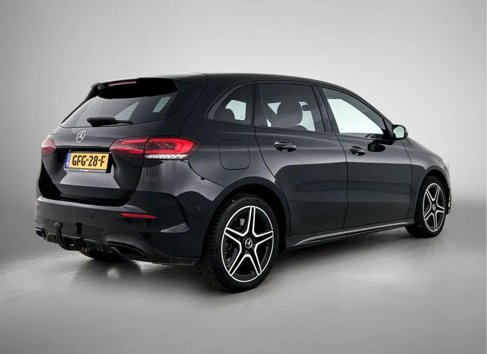 Mercedes-Benz B-Klasse 250 e AMG Line Trekhaak uit 2022, foto 2