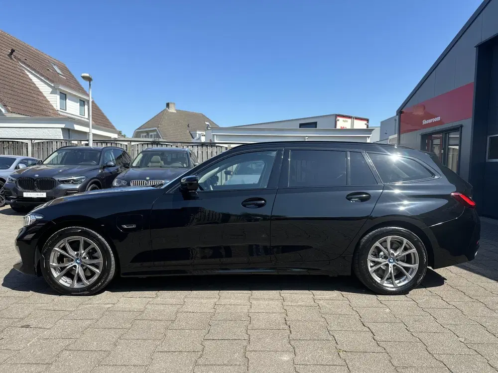 BMW 3-serie 330e Shadow Line SOH 96 uit 2023, foto 5