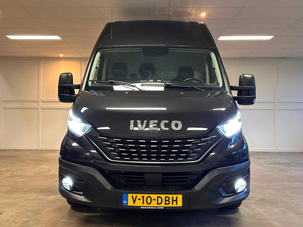Iveco Daily 35S18HV 3.0 180PK Automaat L2H2 2021 uit 2021, foto 2