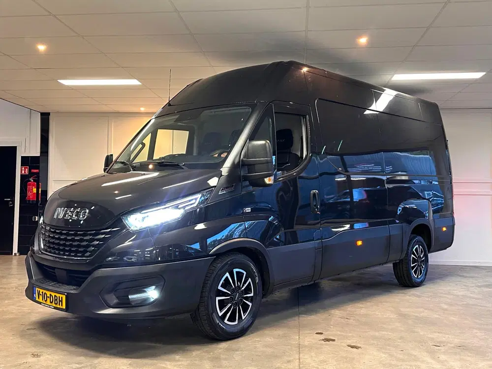 Iveco Daily 35S18HV 3.0 180PK Automaat L2H2 2021 uit 2021, foto 3