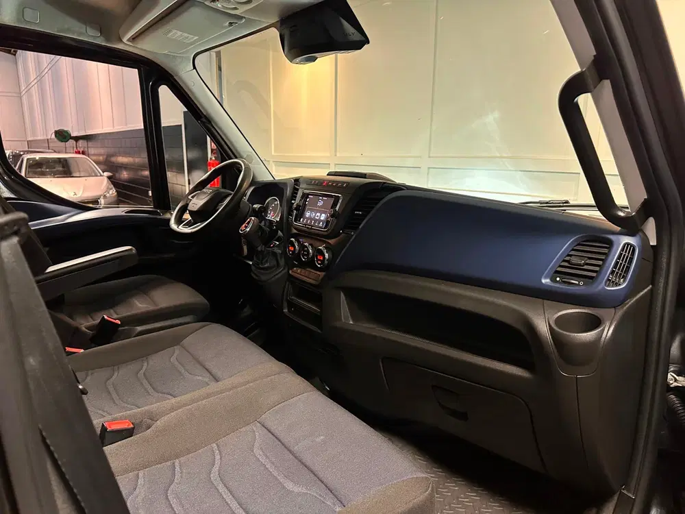 Iveco Daily 35S18HV 3.0 180PK Automaat L2H2 2021 uit 2021, foto 9