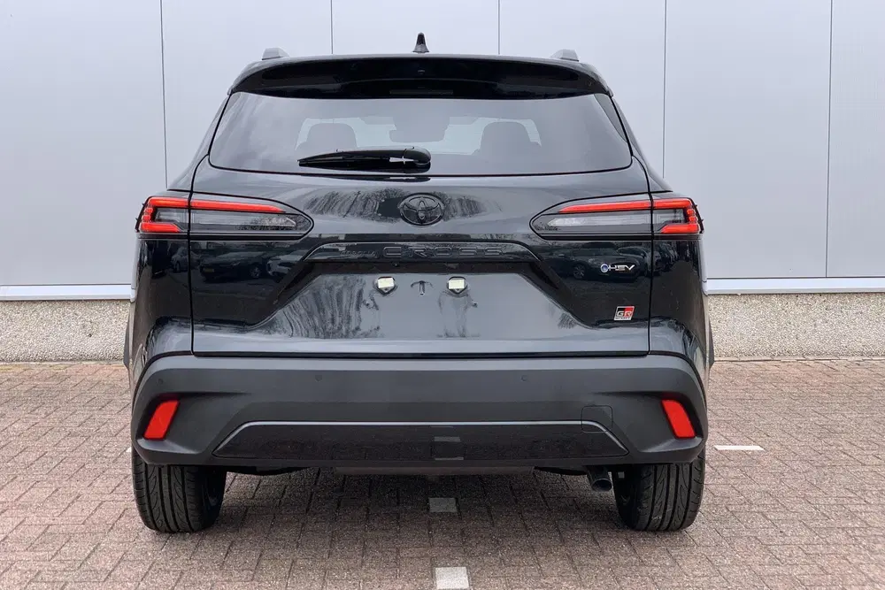 Toyota Corolla Cross Hybrid 180 GR Sport uit 2026, foto 5