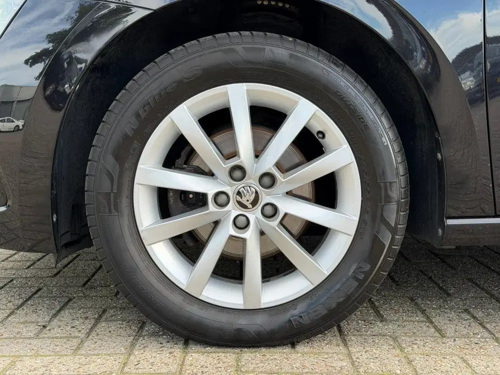 Skoda Scala 1.0 TSI Business Edition uit 2022, foto 11