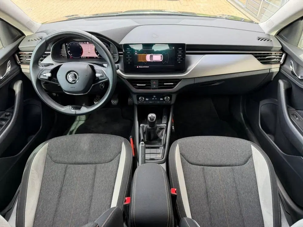 Skoda Scala 1.0 TSI Business Edition uit 2022, foto 13