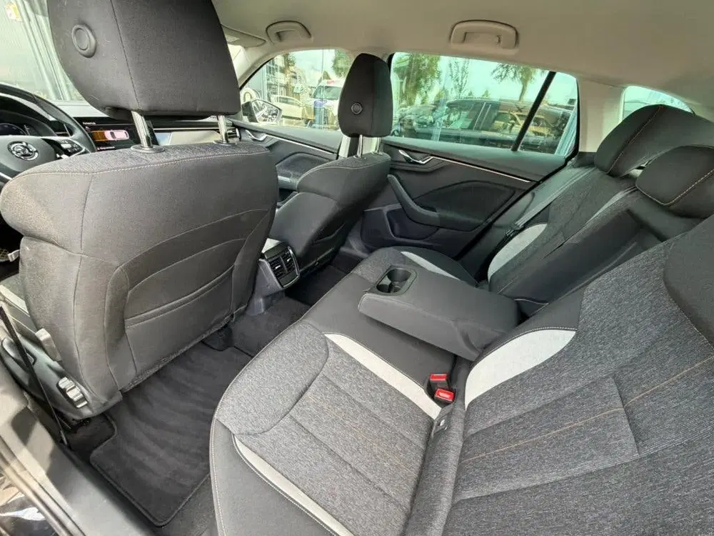 Skoda Scala 1.0 TSI Business Edition uit 2022, foto 7