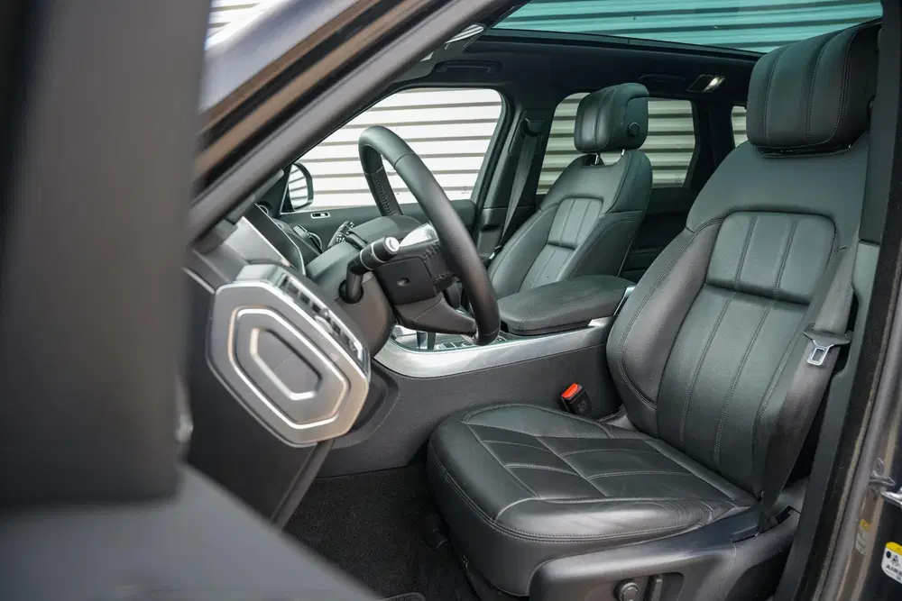 Land Rover Range Rover Sport 2.0 P400e SE R Dynamic Panorama uit 2019, foto 8