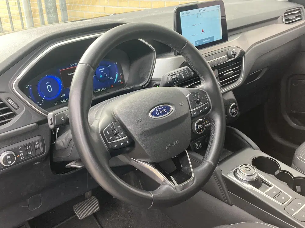 Ford Kuga 2.5 PHEV 225 pk Titanium Navigatie uit 2022, foto 10