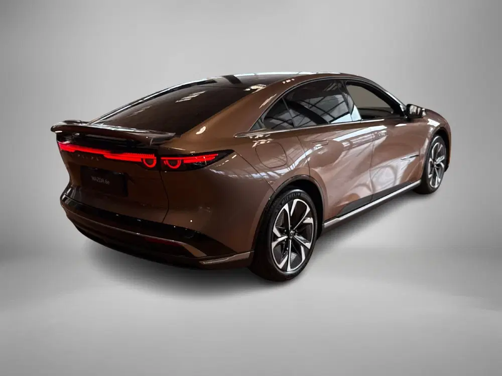 Mazda 6e Takumi 68.8 kWh uit 2025, foto 5