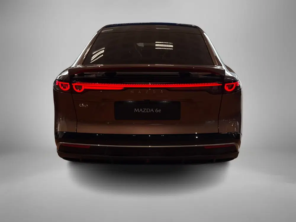 Mazda 6e Takumi 68.8 kWh uit 2025, foto 7