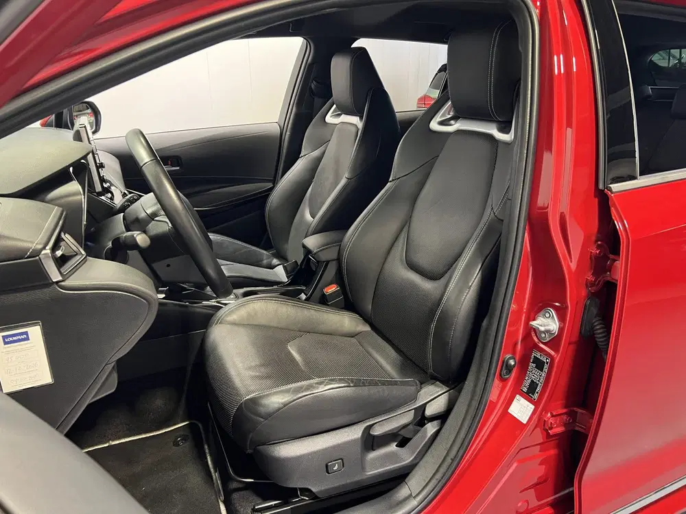 Toyota Corolla 1.8 Hybrid Executive uit 2020, foto 8