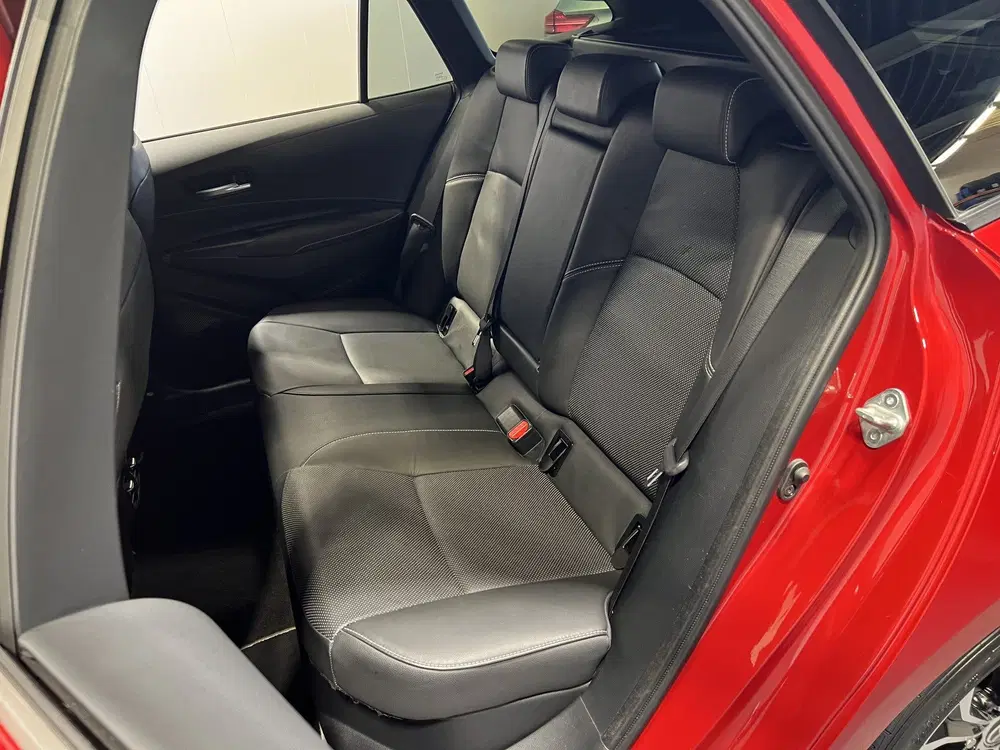 Toyota Corolla 1.8 Hybrid Executive uit 2020, foto 9