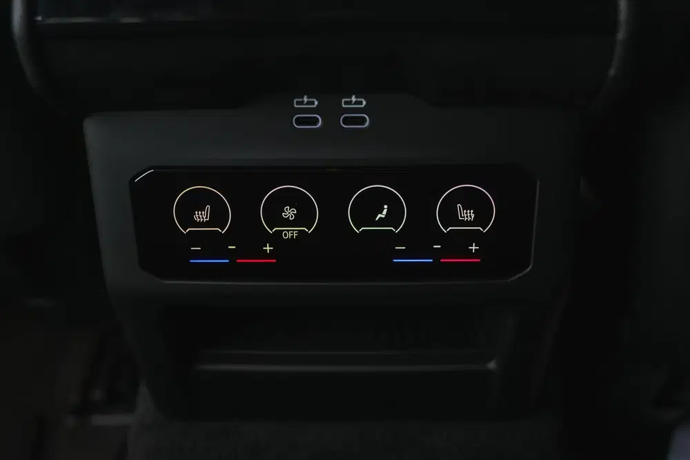 BMW M5 Automaat uit 2025, foto 12