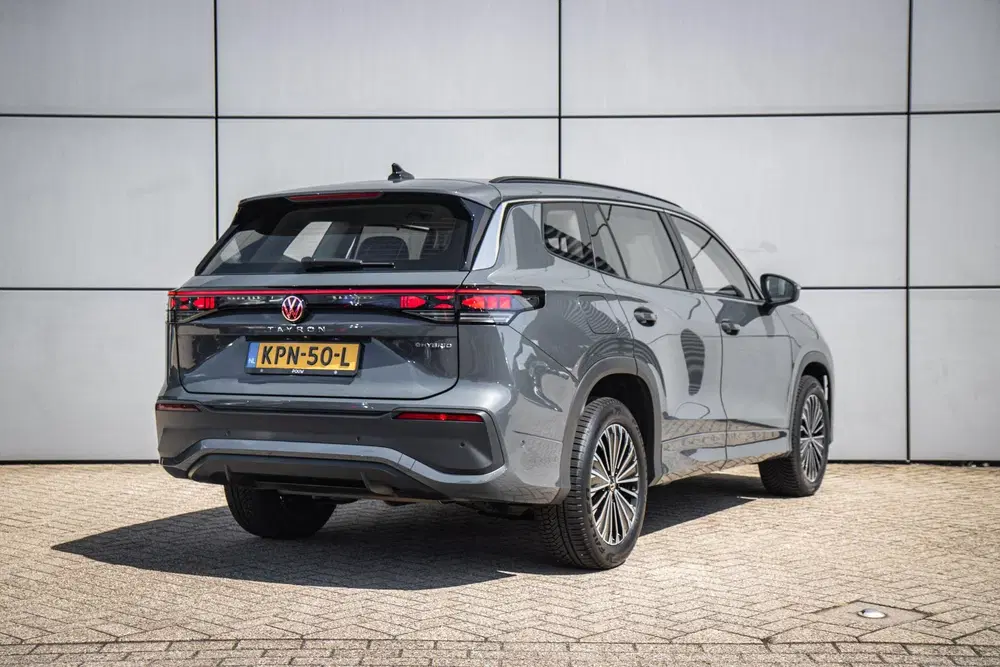 Volkswagen Tayron 1.5 eHybrid 204pk Life Edition uit 2025, foto 2