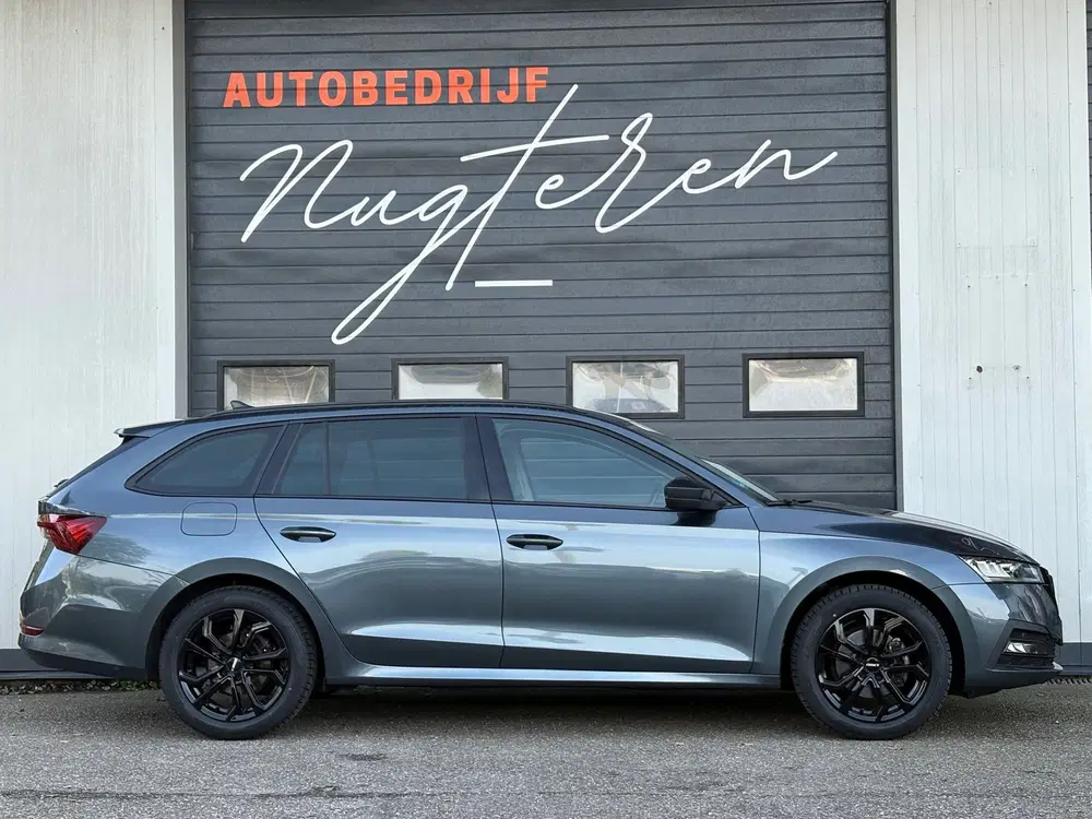 Skoda Octavia 1.0 e-TSI Business Edition Automaat uit 2021, foto 3