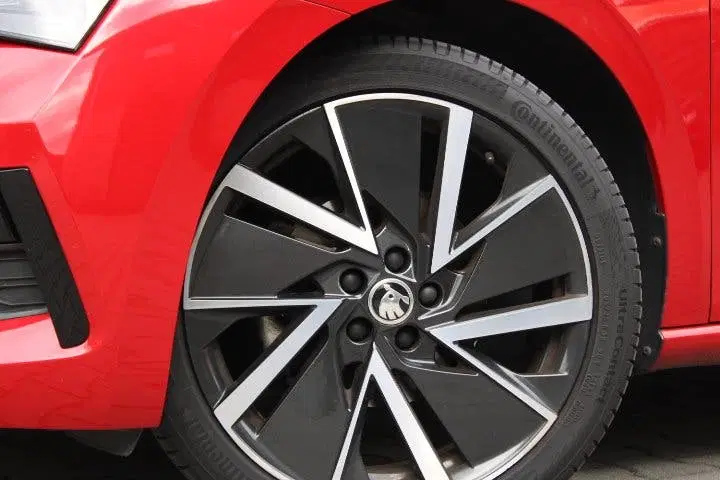 Skoda Scala 1.5 TSI Sport Business uit 2019, foto 13