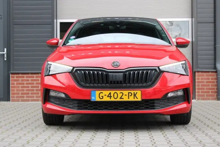 Skoda Scala 1.5 TSI Sport Business uit 2019, foto 3