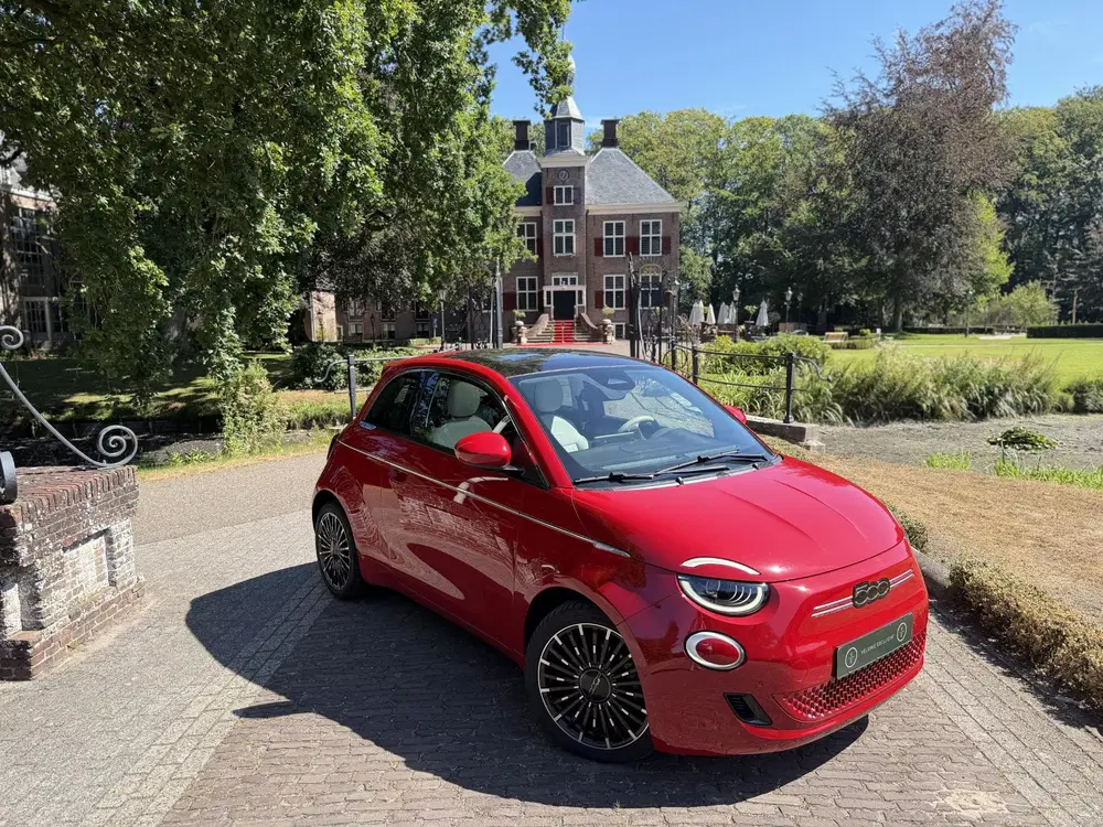 Fiat 500 La Prima 42 kWh uit 2024, foto 4