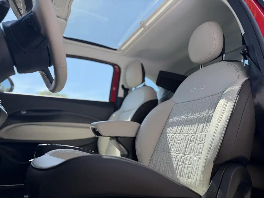 Fiat 500 La Prima 42 kWh uit 2024, foto 5