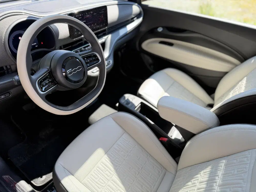 Fiat 500 La Prima 42 kWh uit 2024, foto 7