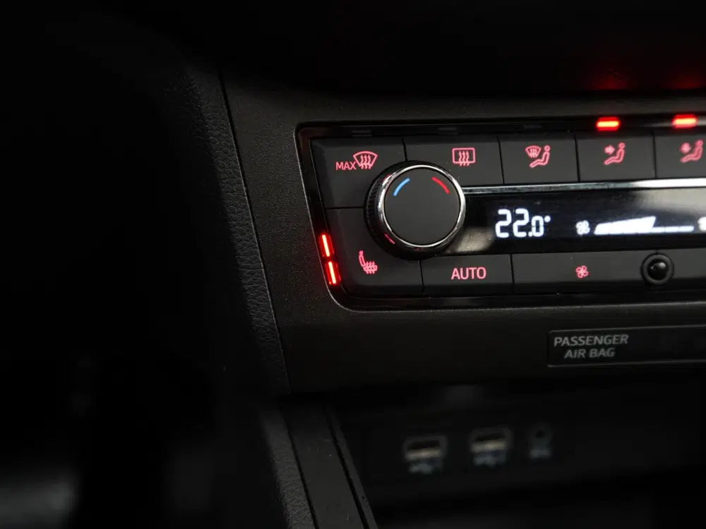 SEAT Ibiza 1.0 TSI FR Business Intense DSG uit 2019, foto 12