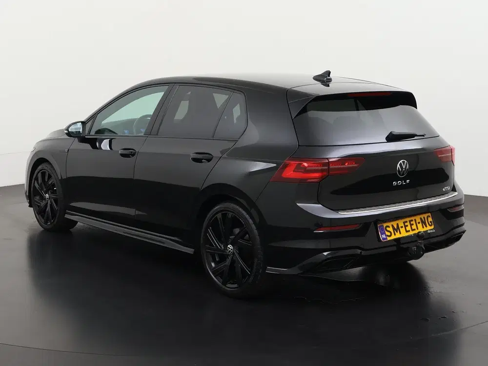 Volkswagen Golf 1.5 eTSI R-Line DSG uit 2024, foto 7