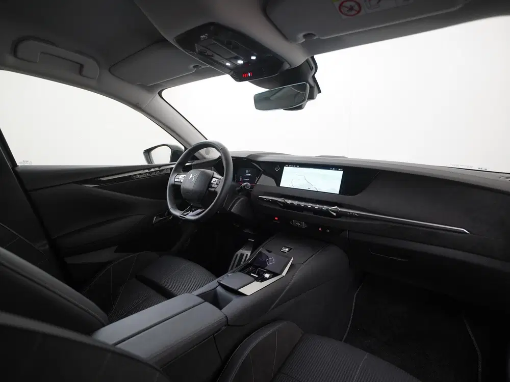 DS Automobiles DS 4 DS 4 1.2 Hybrid 145 Étoile uit 2025, foto 2