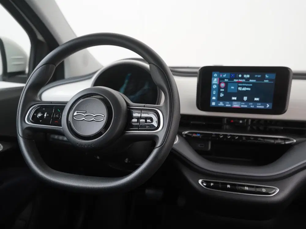Fiat 500C Passion 42 kWh uit 2021, foto 6