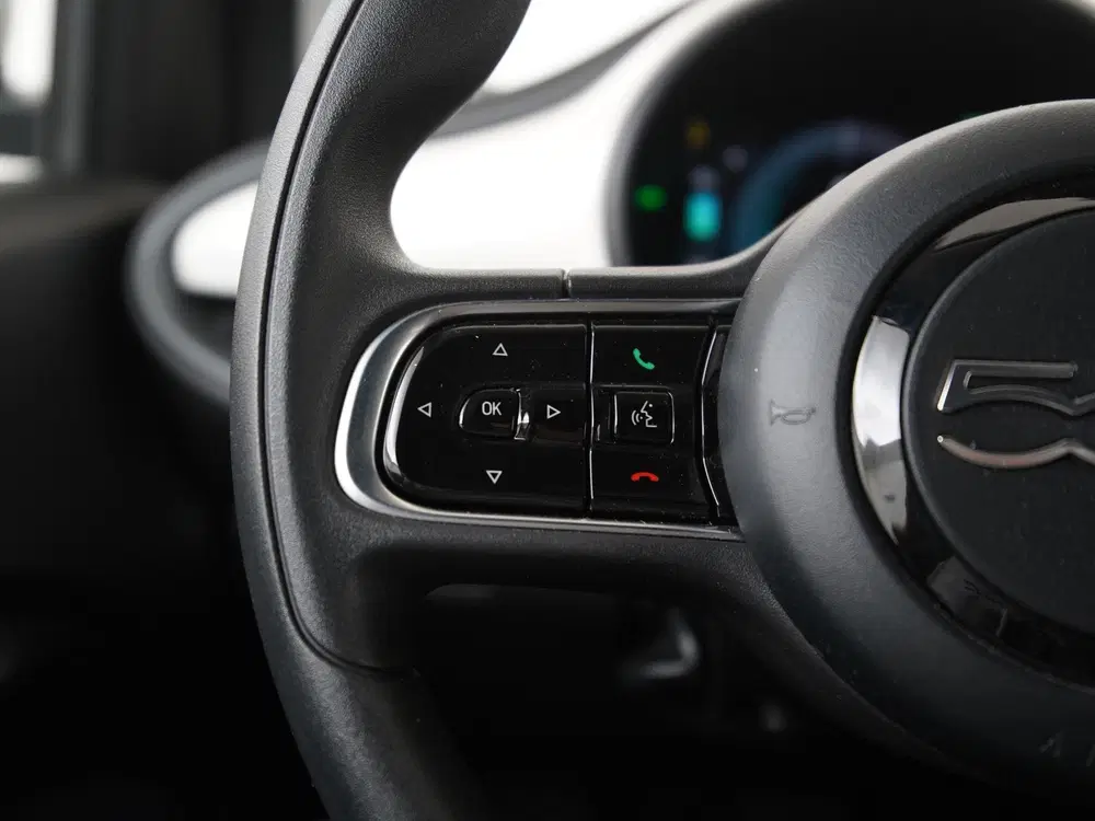Fiat 500C Passion 42 kWh uit 2021, foto 8