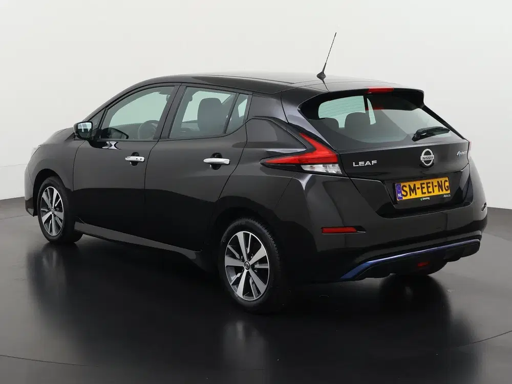 Nissan Leaf Acenta 40 kWh uit 2021, foto 7