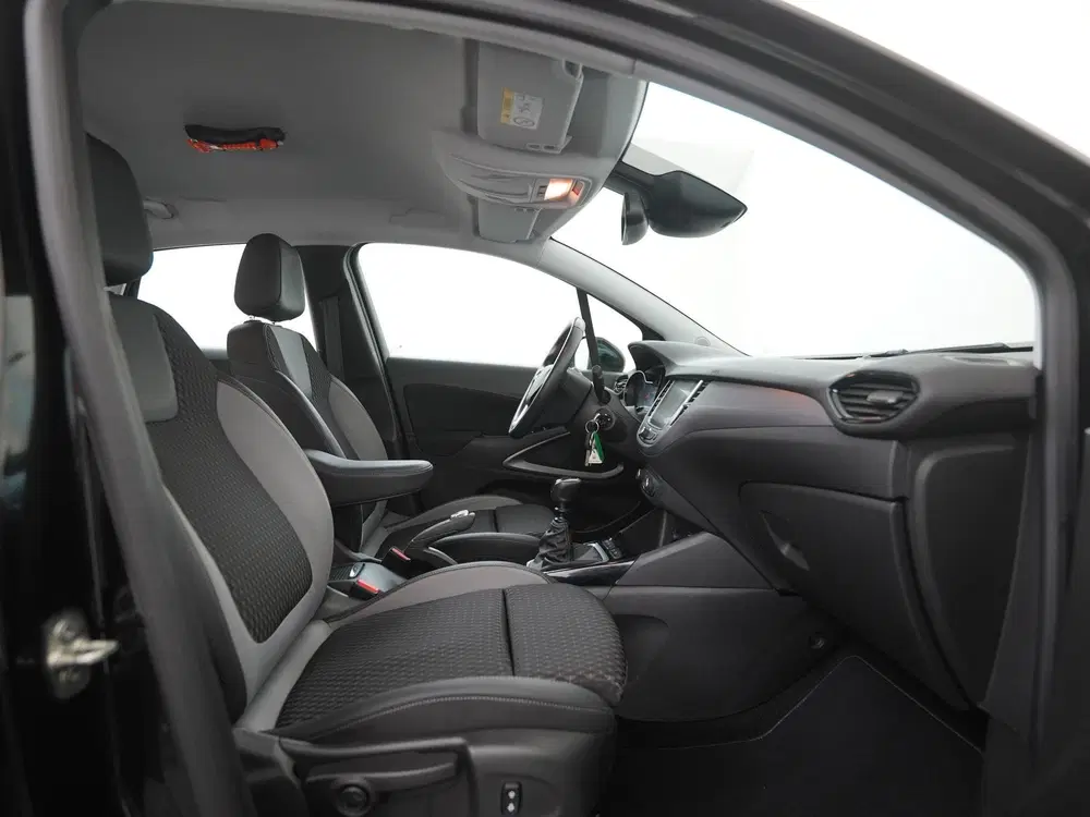 Opel Crossland 1.2 Turbo Edition uit 2019, foto 3