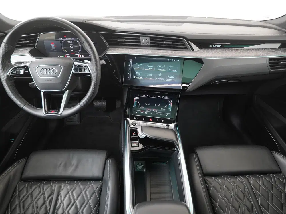 Audi e-tron 55 quattro S-Line 95 kWh uit 2021, foto 5