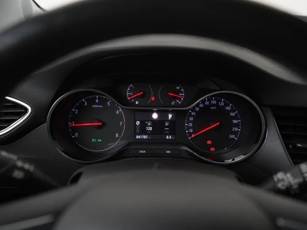 Opel Crossland 1.2 Turbo GS uit 2024, foto 9