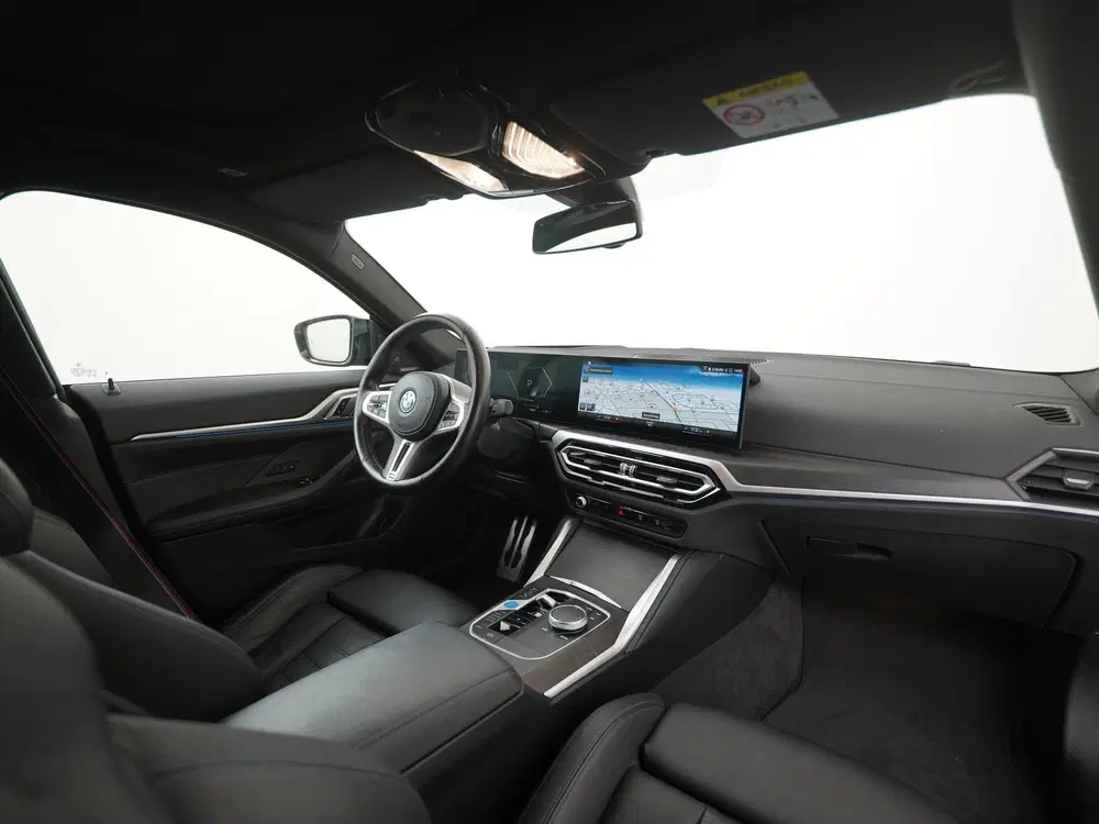 BMW i4 M50 84 kWh uit 2023, foto 2