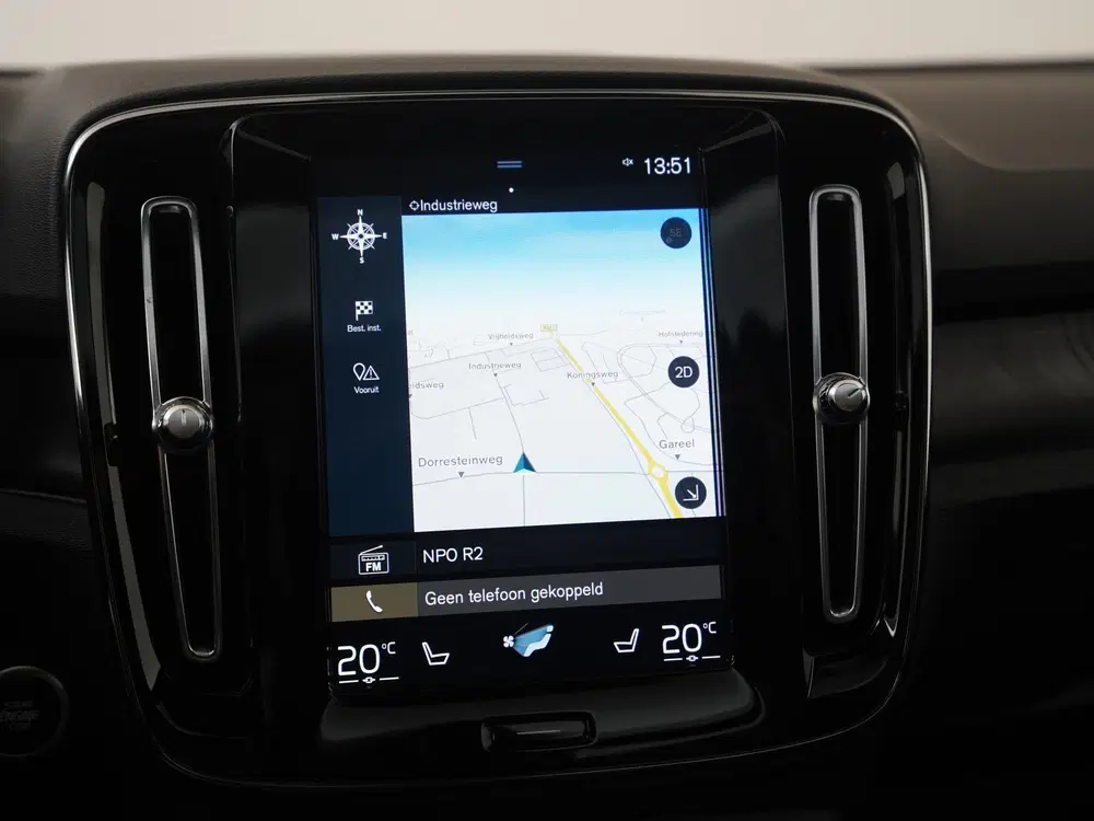 Volvo XC40 1.5 T5 Plug-in hybrid Ultimate Dark uit 2022, foto 13