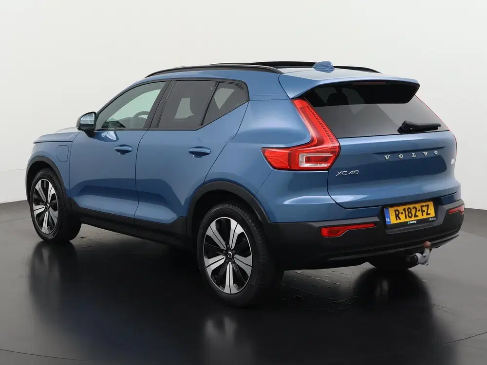 Volvo XC40 1.5 T5 Plug-in hybrid Ultimate Dark uit 2022, foto 7