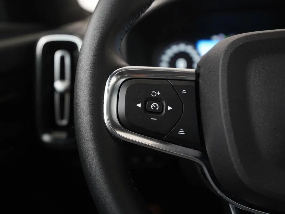 Volvo XC40 1.5 T5 Plug-in hybrid Ultimate Dark uit 2022, foto 8