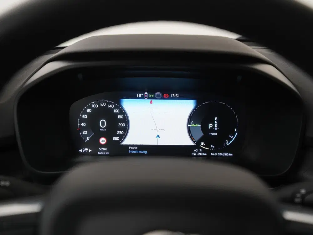 Volvo XC40 1.5 T5 Plug-in hybrid Ultimate Dark uit 2022, foto 9