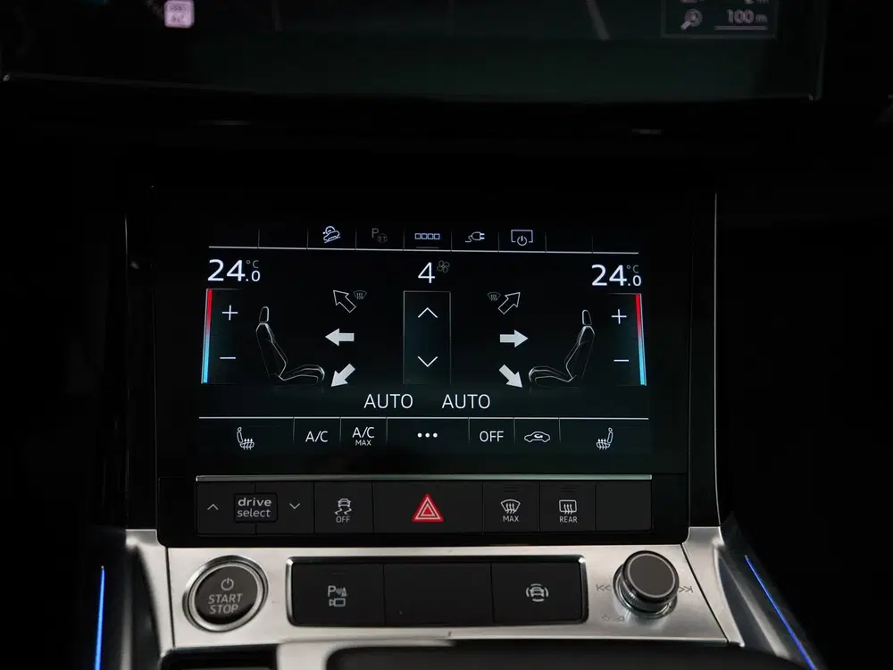 Audi e-tron 50 quattro 71 kWh uit 2022, foto 12