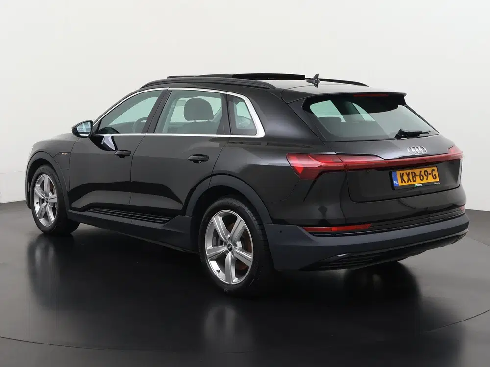 Audi e-tron 50 quattro 71 kWh uit 2022, foto 7