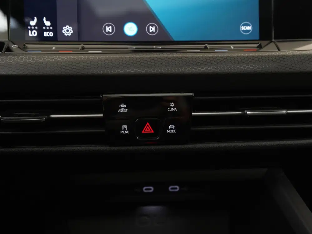 Volkswagen Golf 1.4 eHybrid GTE uit 2022, foto 13