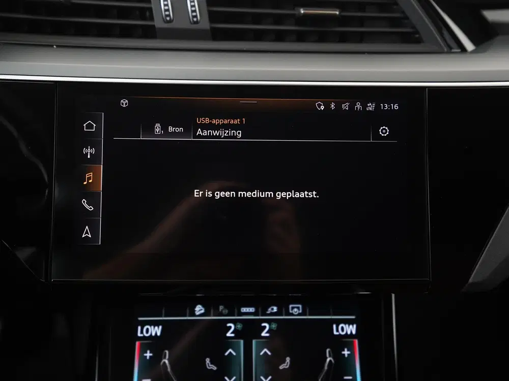 Audi e-tron 55 quattro Advanced 95 kWh uit 2023, foto 15