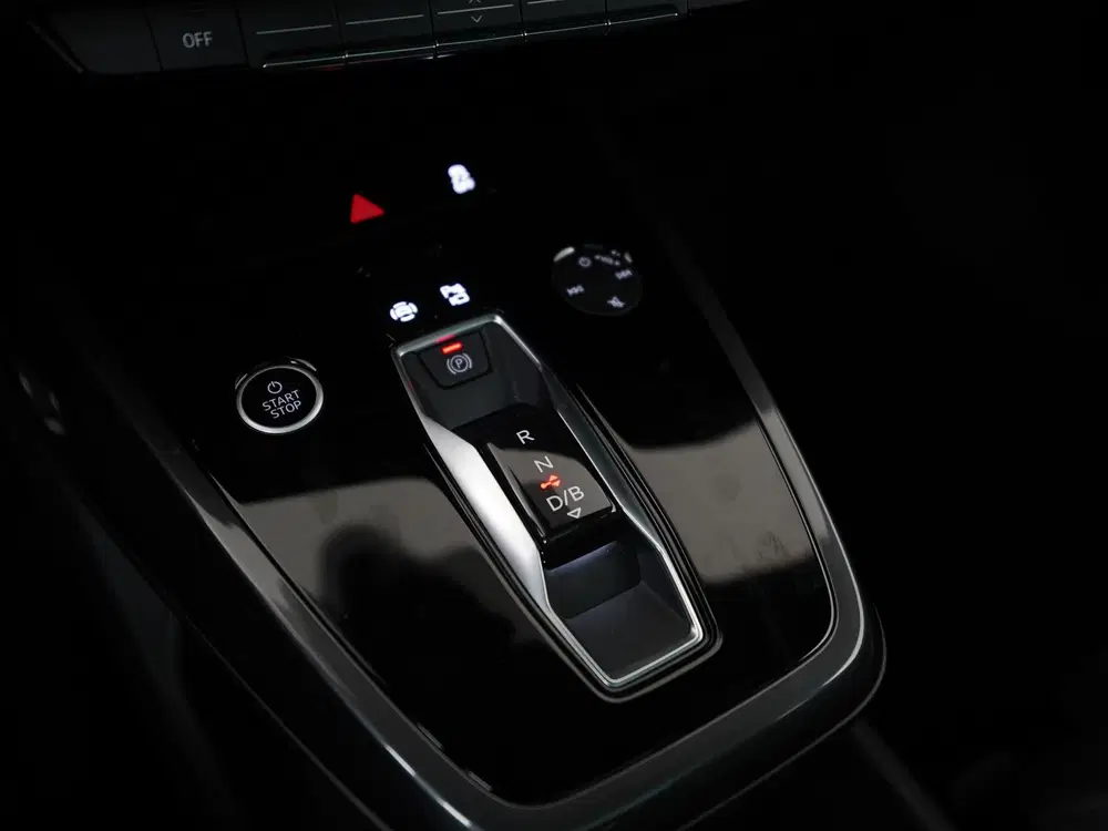Audi Q4 e-tron 40 S-Line 77 kWh uit 2021, foto 11